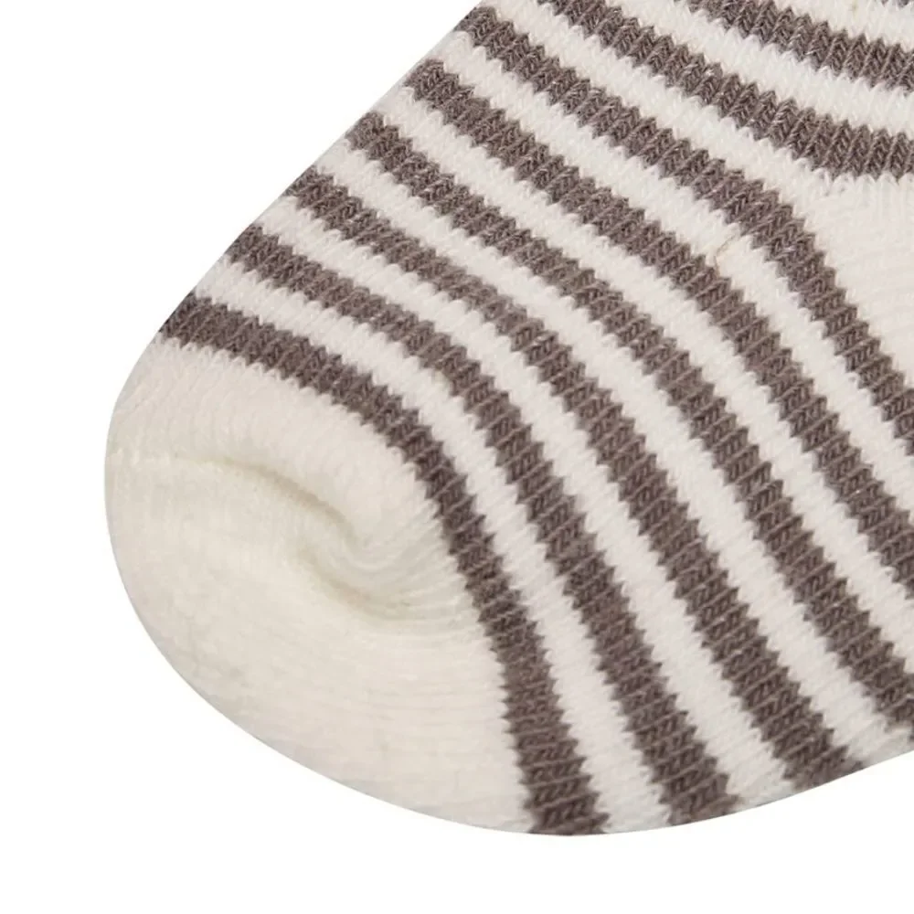 NWT Touched By Nature Babys Organic Cotton Socks (8 pairs)